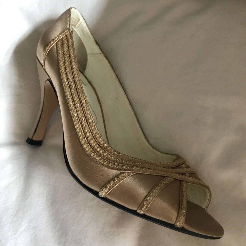 Elegant Gold Peep-Toe Heels